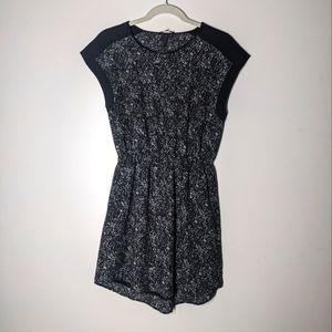 H&M Black and white dress - size 2